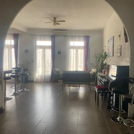 Grand Sur Canal A 2 Pas Du Centre De * Sète