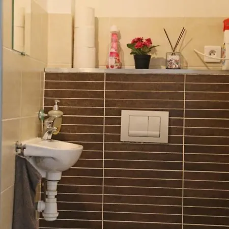 Apartament Grand Sur Canal A 2 Pas Du Centre De